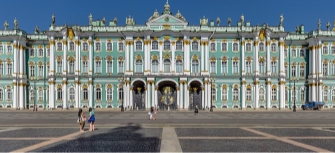 Файл:Winter Palace Panorama 3.jpg